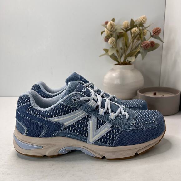 Vionic 23 Walk 2.0 Denim Lace Up Sneakers Comfort Shoe Blue Women's 12 M NWOB - Picture 1 of 9